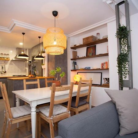 Апартаменты Duplex Penthouse With Terrace By Thegoodtourist Севилья Экстерьер фото