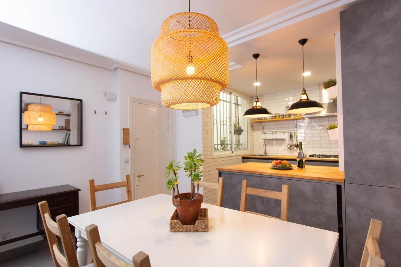 Апартаменты Duplex Penthouse With Terrace By Thegoodtourist Севилья Экстерьер фото